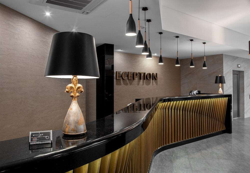 Willing Hotel Minsk Exterior foto
