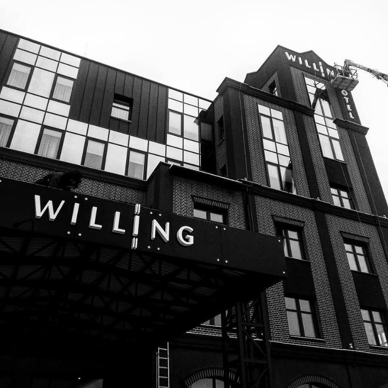 Willing Hotel Minsk Exterior foto